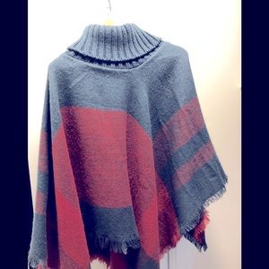 Women’s Poncho/Pullover